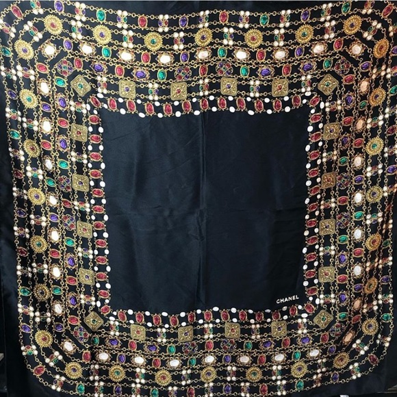 CHANEL Accessories - Chanel silk scarf